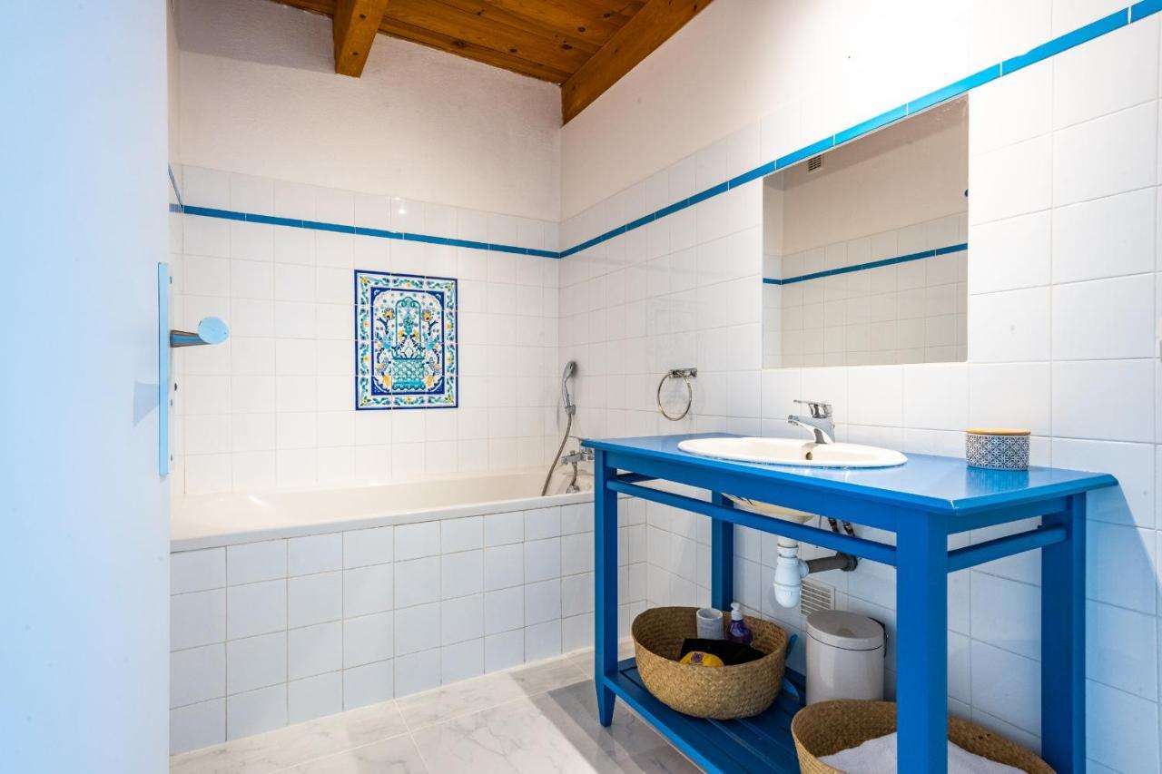 Country house La Bastide Des Joncquiers L'Isle-sur-la-Sorgue