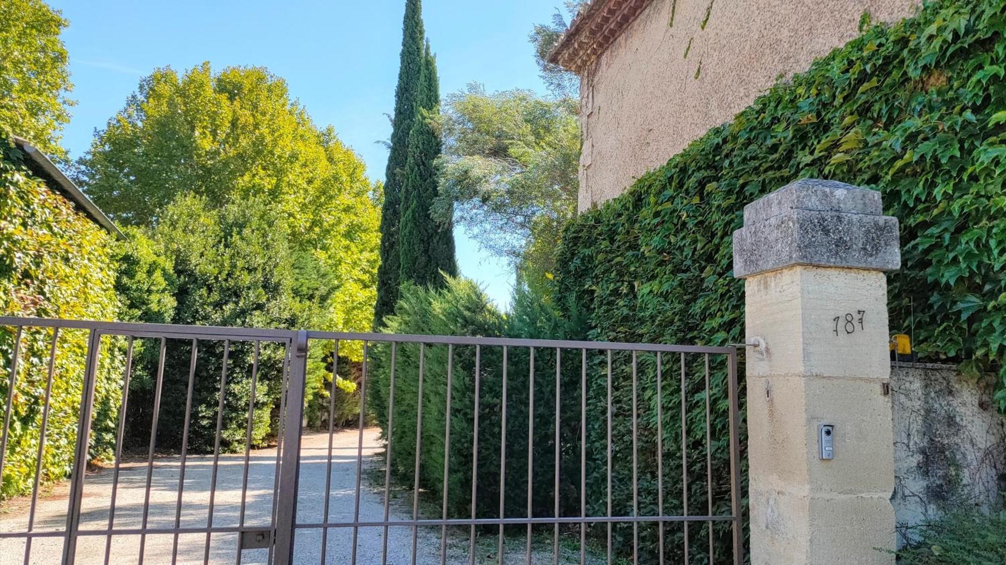 Country house La Bastide Des Joncquiers *